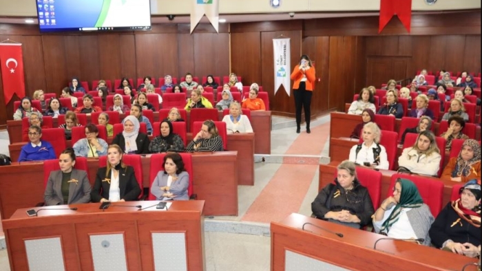 İzmit Belediyesinden kadına yönelik  şiddete karşı birlik ve dayanışma çağrısı